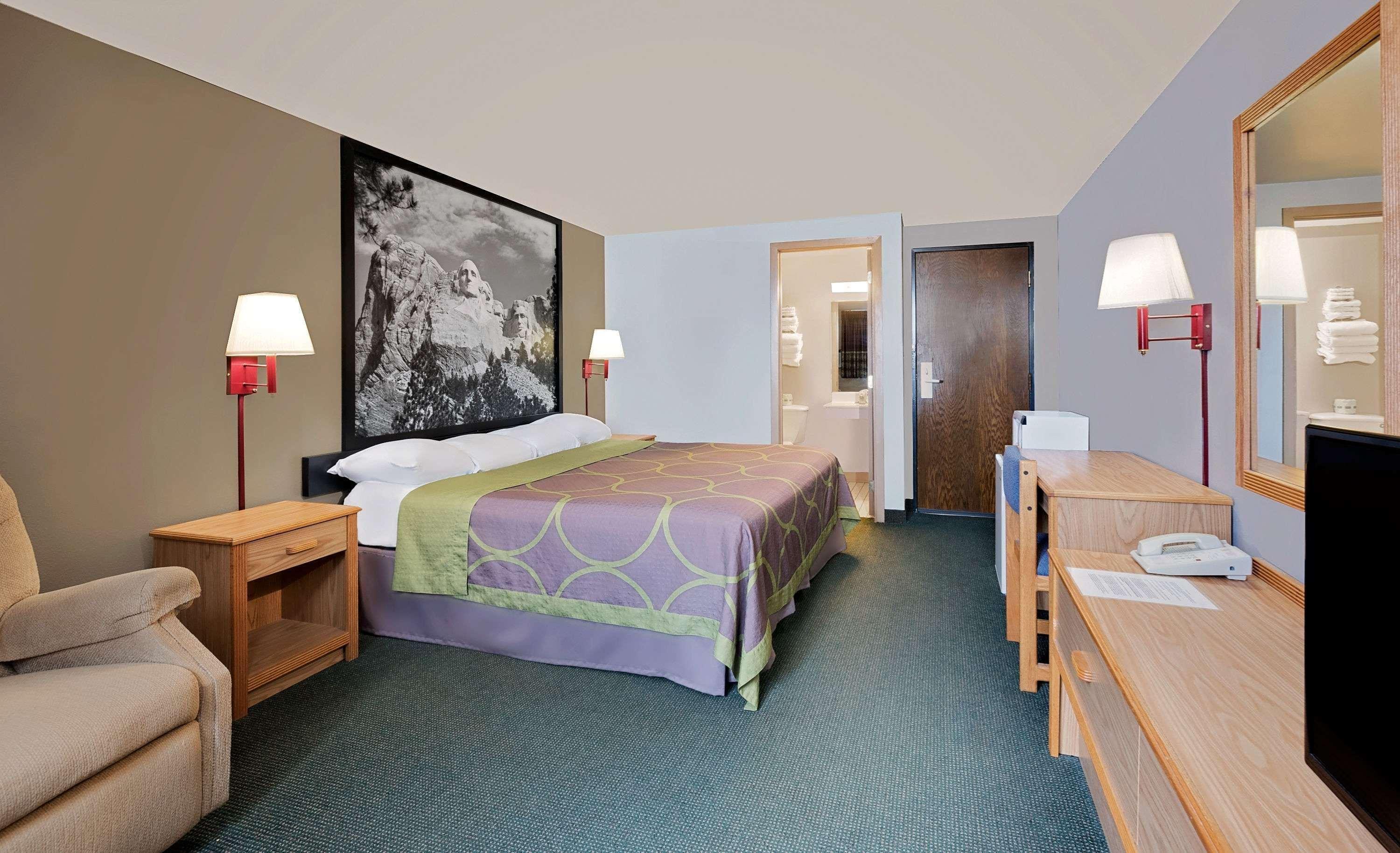 Super 8 By Wyndham Spearfish Hotel Exterior foto