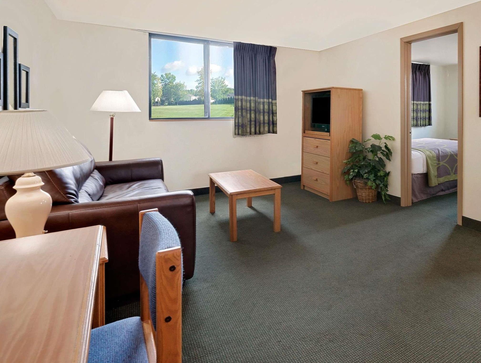Super 8 By Wyndham Spearfish Hotel Exterior foto