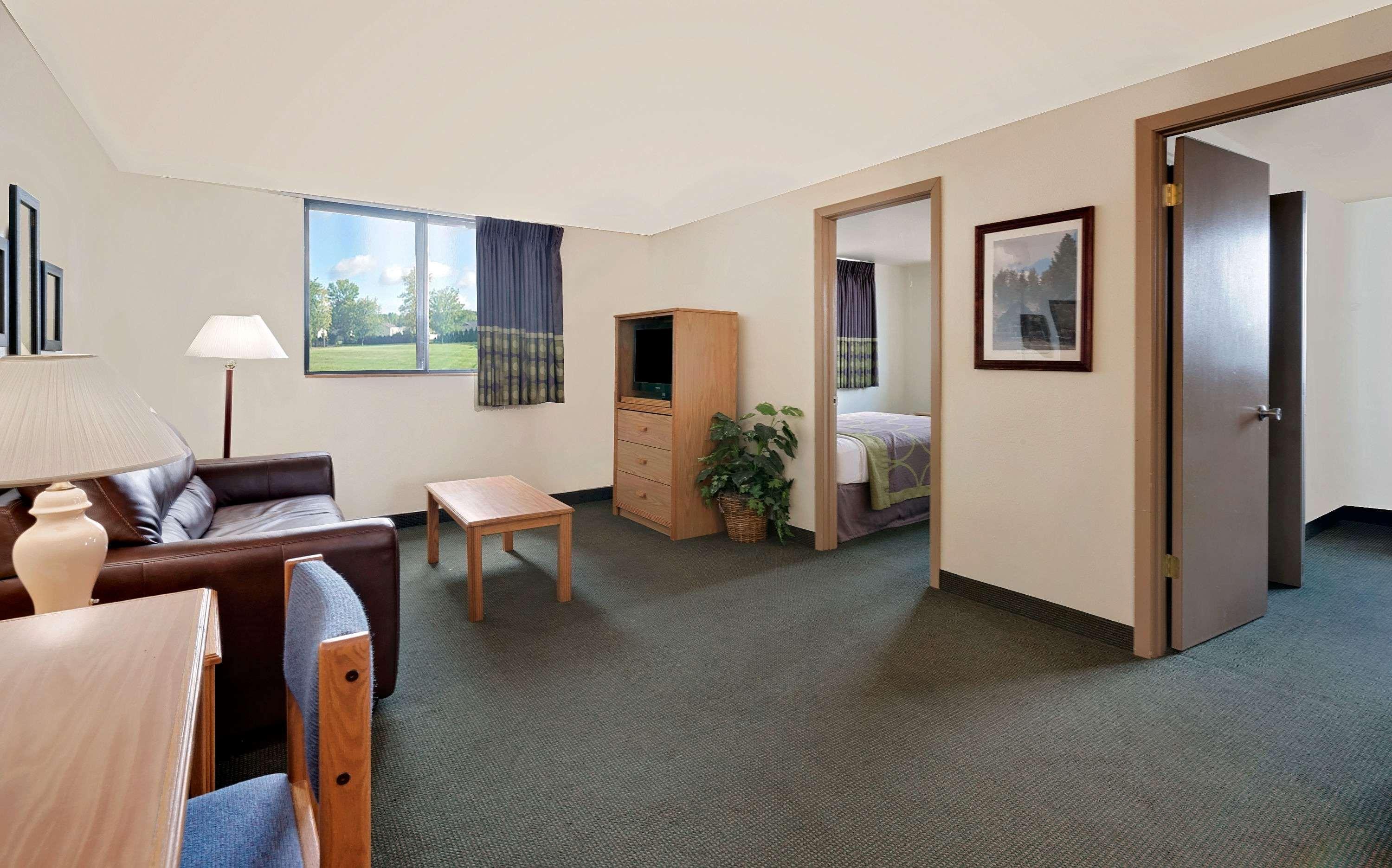 Super 8 By Wyndham Spearfish Hotel Exterior foto