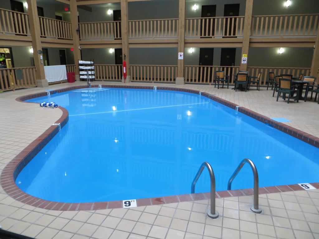 Super 8 By Wyndham Spearfish Hotel Exterior foto